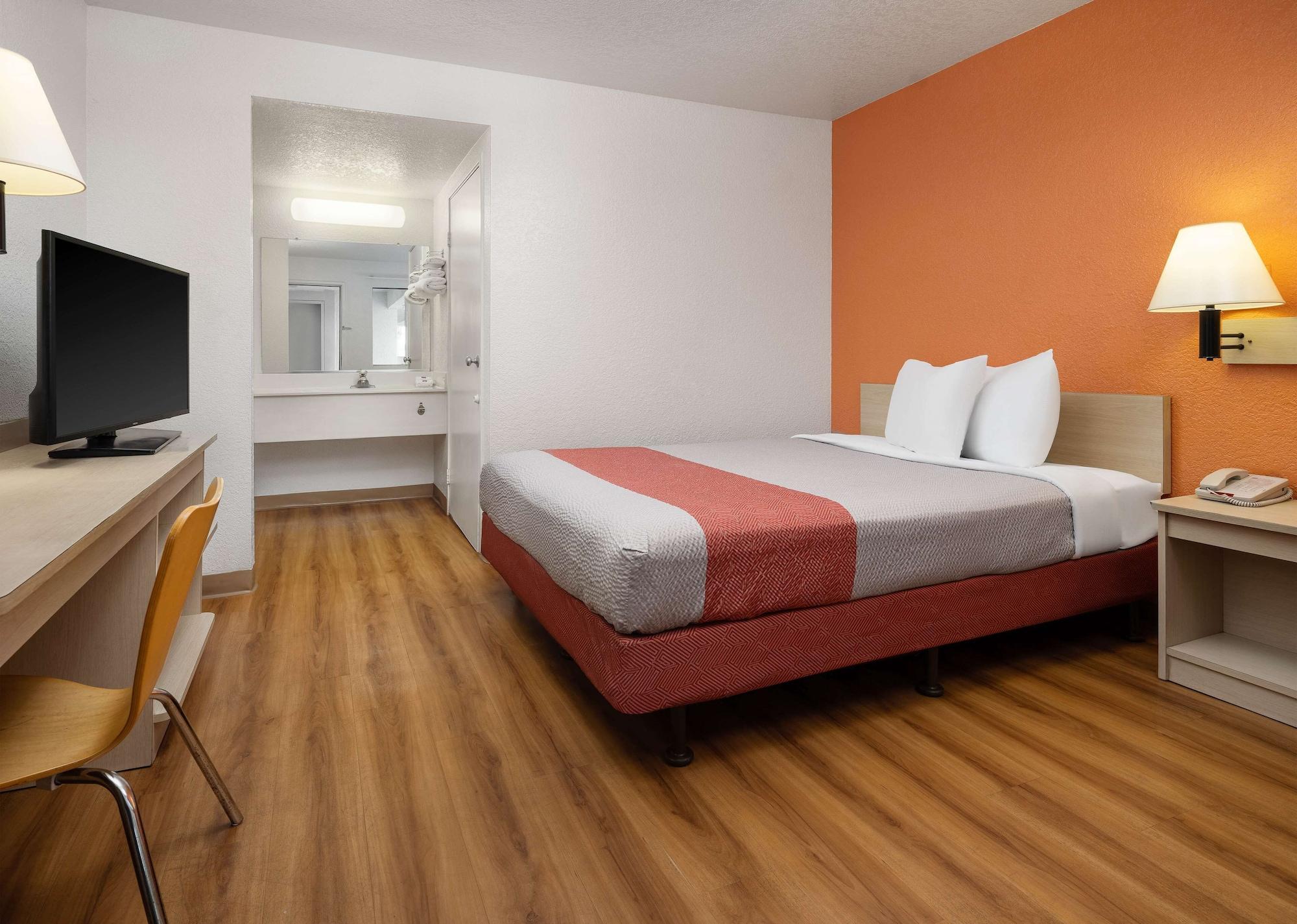 Motel 6-Buena Park, Ca - Knotts Berry Farm - Disneyland Exteriér fotografie