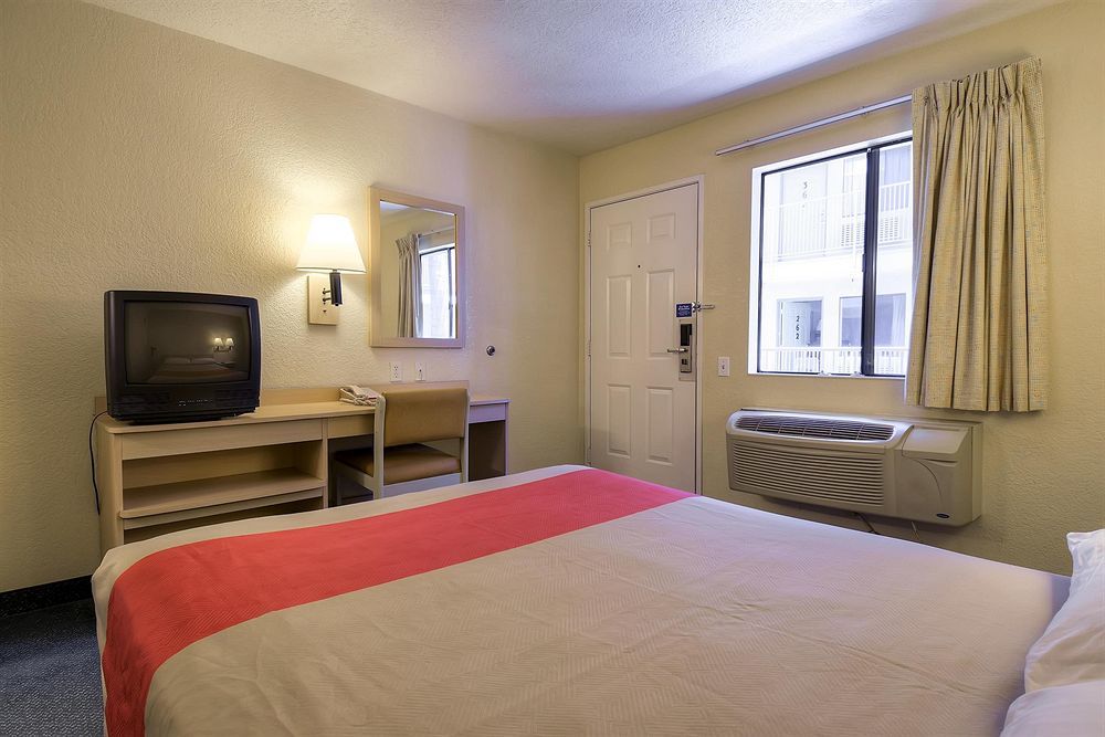 Motel 6-Buena Park, Ca - Knotts Berry Farm - Disneyland Exteriér fotografie
