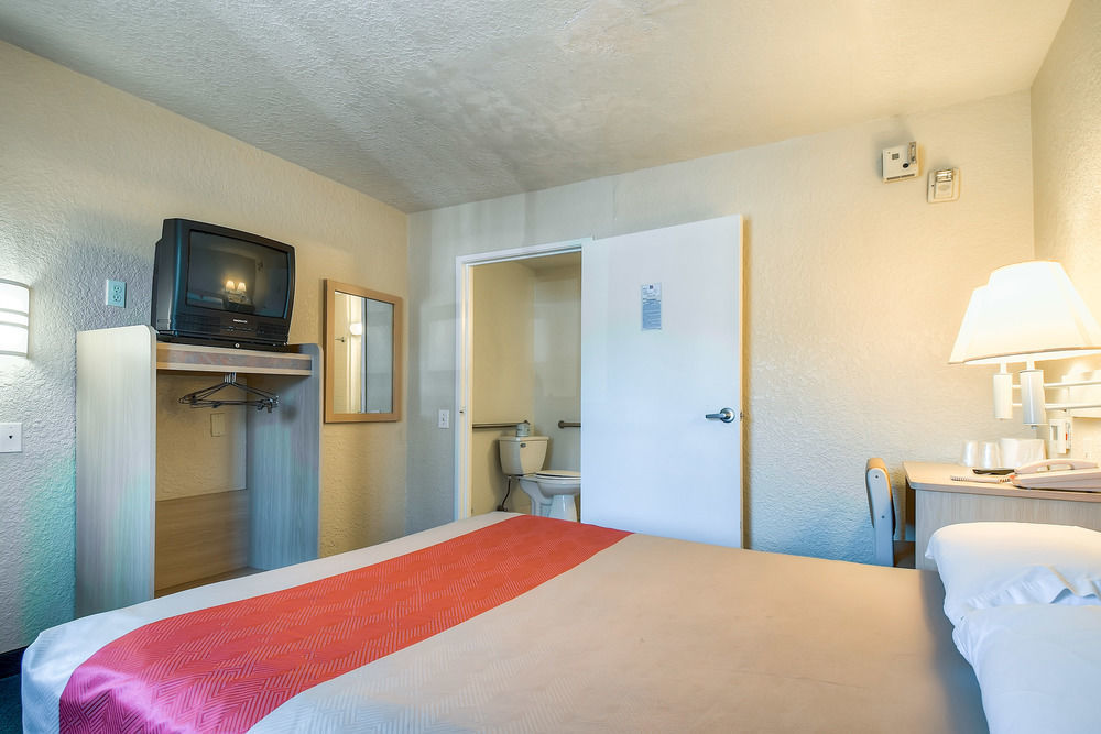 Motel 6-Buena Park, Ca - Knotts Berry Farm - Disneyland Exteriér fotografie